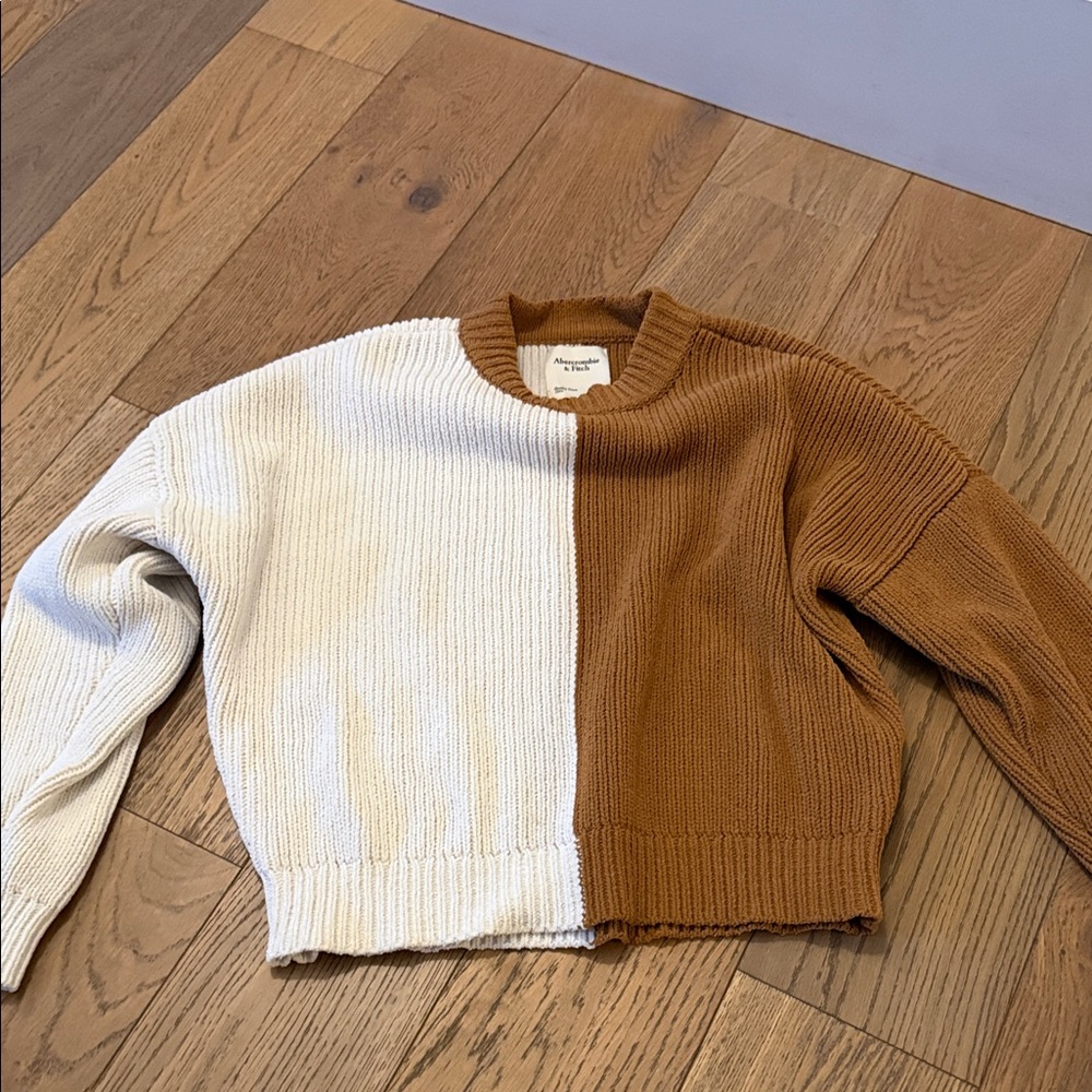 Abercrombie two-Tone Sweater - Cream and Brown